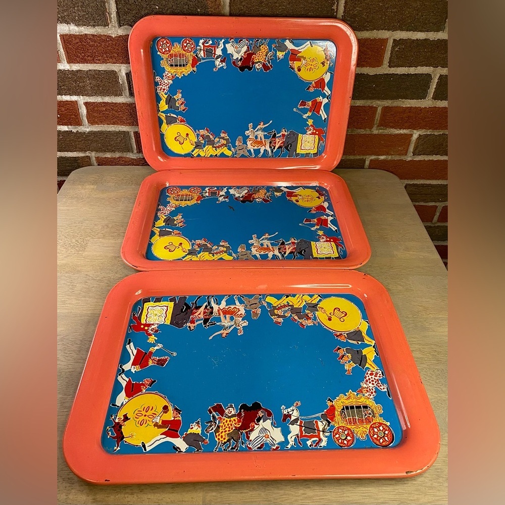 Vintage Circus Carnival‎ Metal Tin Trays / Clowns Three Trays Original.